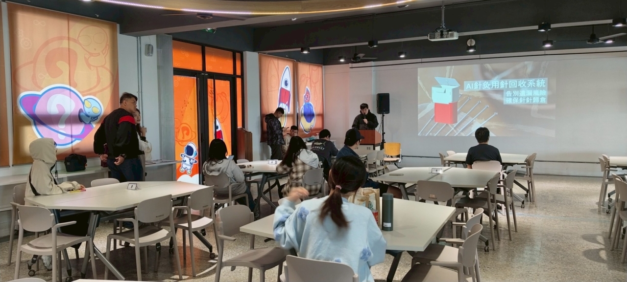 創業名家講堂 ── 教你從創作日常教你從創作日常中發想靈感，讓裝置說話_260316 (36)
