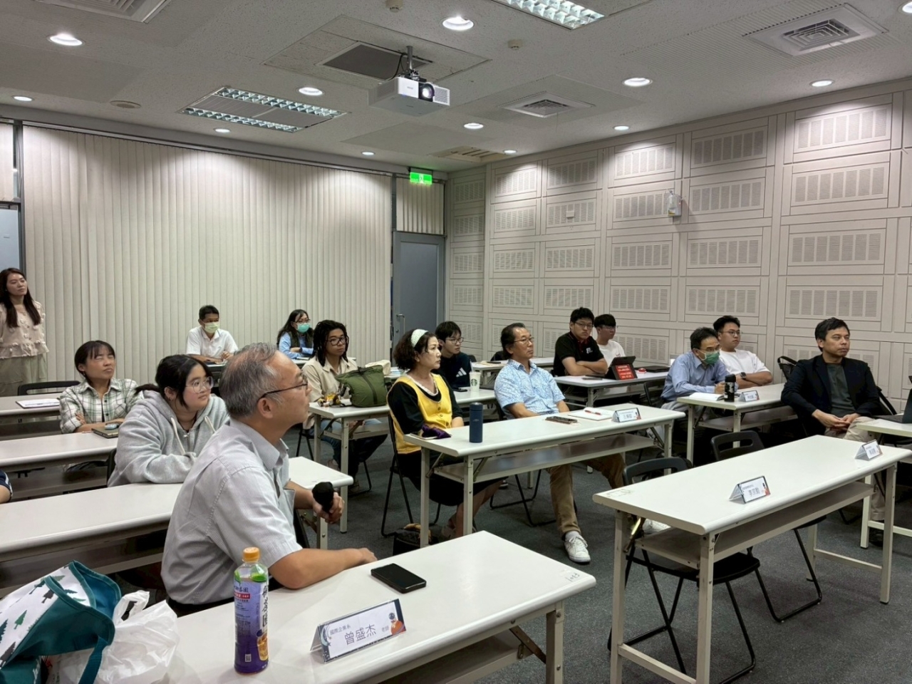 LINE_ALBUM_2026320_260408_1